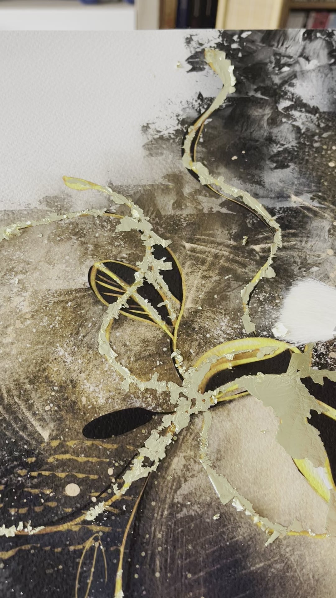 pleine de vie art kintsugi résilience dorure feuille d'or